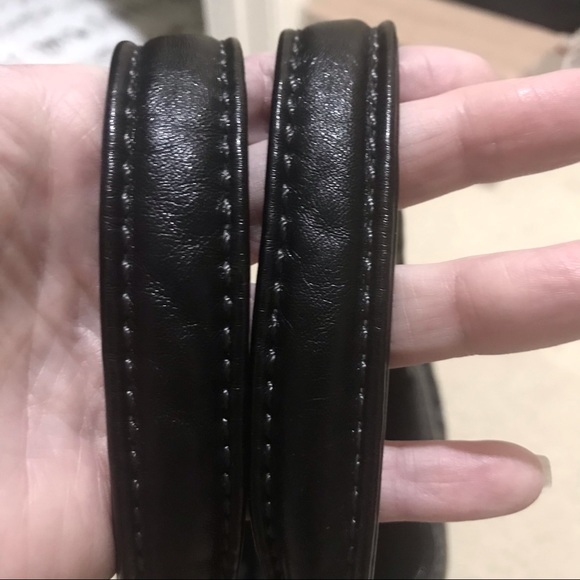 🆕🔥THIRTY ONE SUPER CUTE PURSE/BLACK&WHITE&SILVER W/LOGO IN PINK ON THE FRONT! - Picture 16 of 17